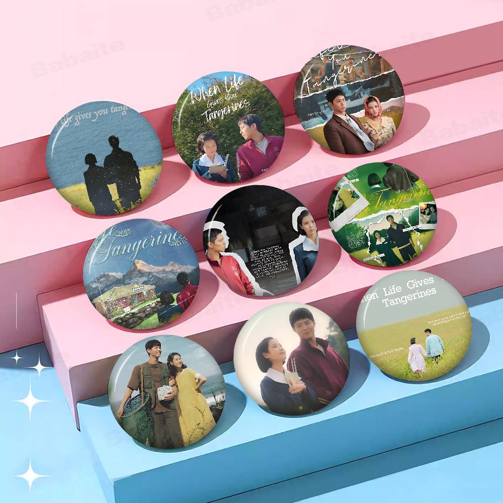 The Korean Lifestyle - Bros Pin Bulat Buatan Tangan Motif